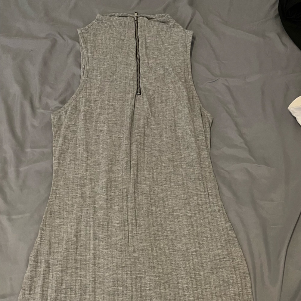 Grey fitted dress